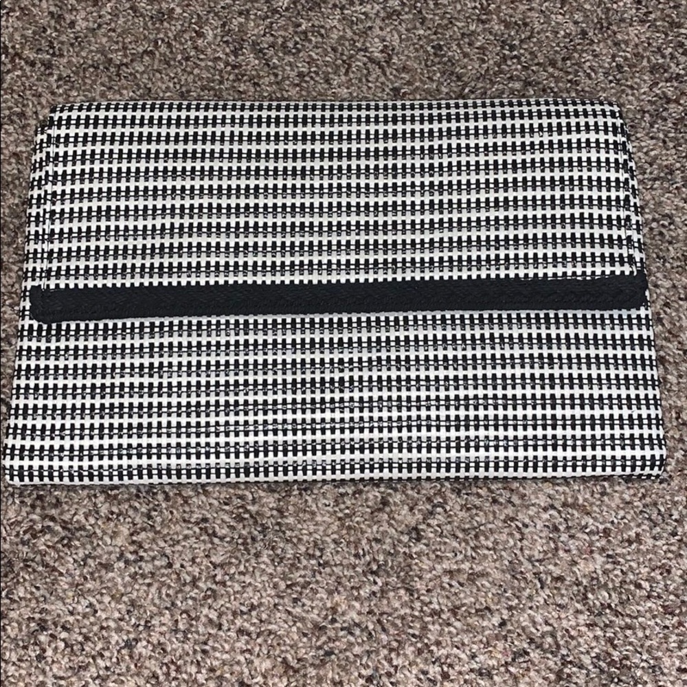 Stella & Dot Clutch